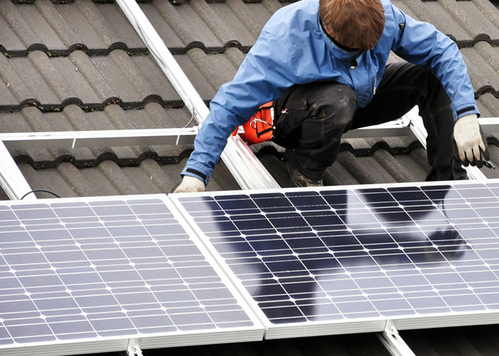 5KW 10KW 15KW en apagado el panel de energía solar híbrido del picovoltio de la rejilla montado en la pared con el sistema del almacenamiento del hogar