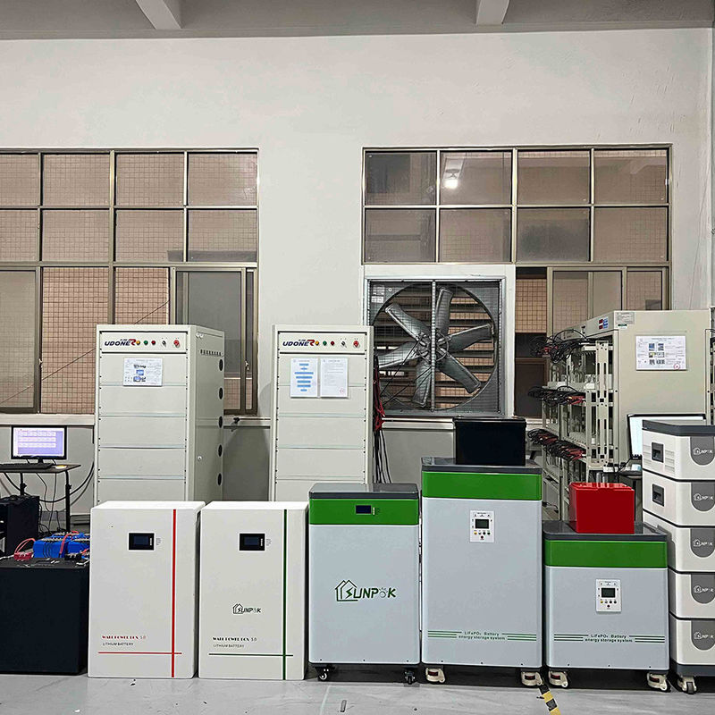 Completo de plomo del inversor híbrido de la Sistema Solar 5KW 6KW 8KW 10KW de la rejilla para el hogar