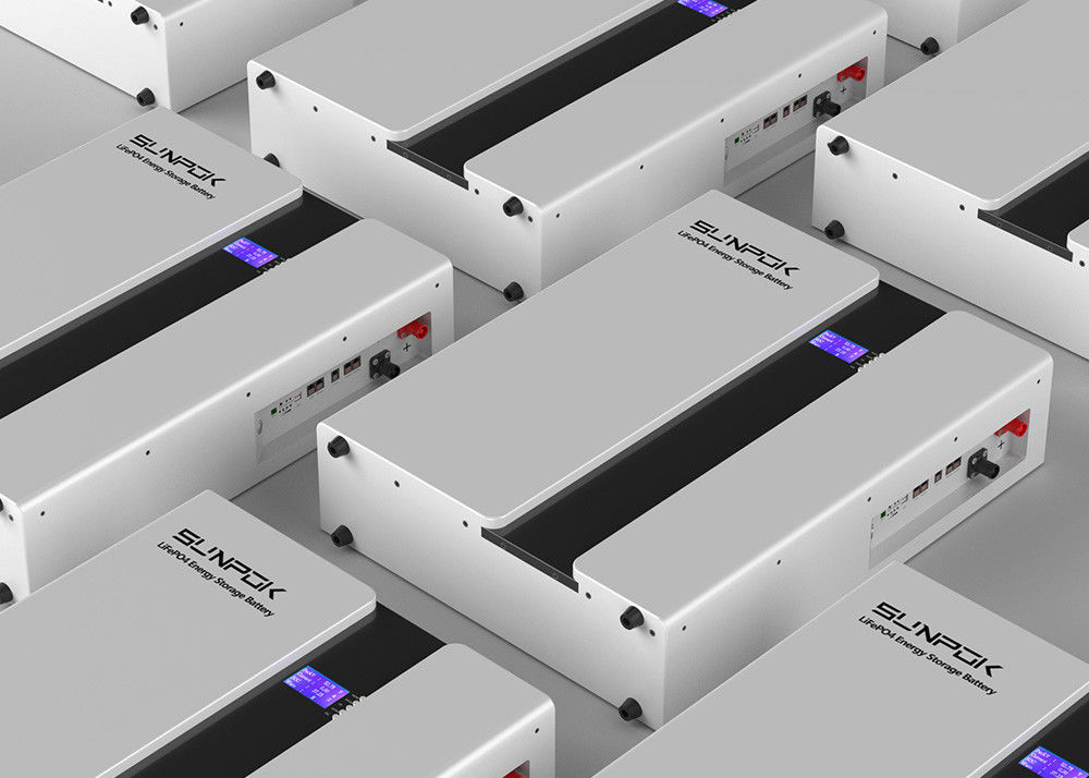 Pared solar montada 48v 50ah 100ah 150ah 200ah Energía de almacenamiento Powerwall 5kw 10kw Lifepo4 Batería de iones de litio
