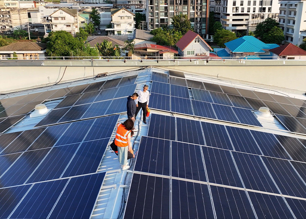Completo 5kw 8kw 10kw 12kw 25kw 30kw Sistema de almacenamiento de energía solar para el hogar en la red Kit